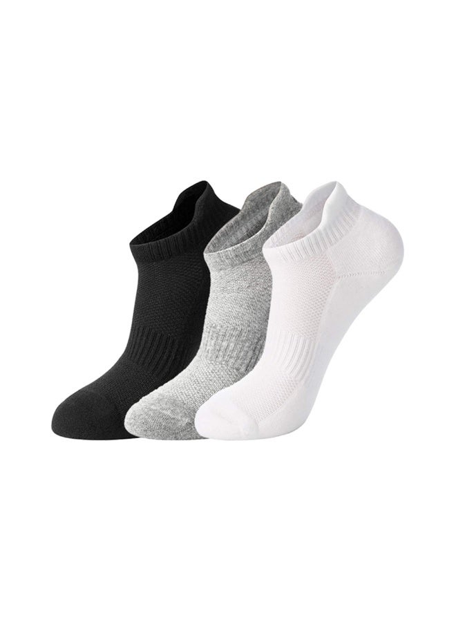 6 أزواج من الجوارب الرياضية قصيرة الساق، بمقاسات أمريكية من 8.5 إلى 10 (مقاس كبير)، مع توفر زوجين باللون الأسود، وزوجين باللون الأبيض، وزوجين باللون الرمادي للاستبدال. - Image 3